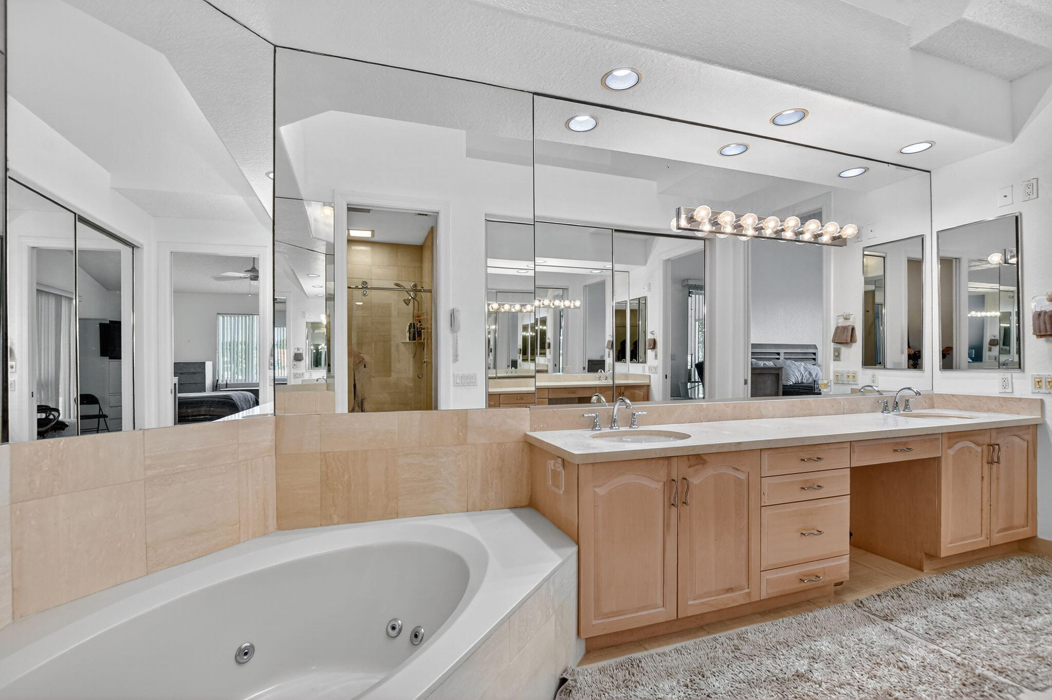 5781 Northwest 24th Avenue, Unit 902 Boca Raton, FL 33496 - Photo 31 of 72 large tub/dual sinks
