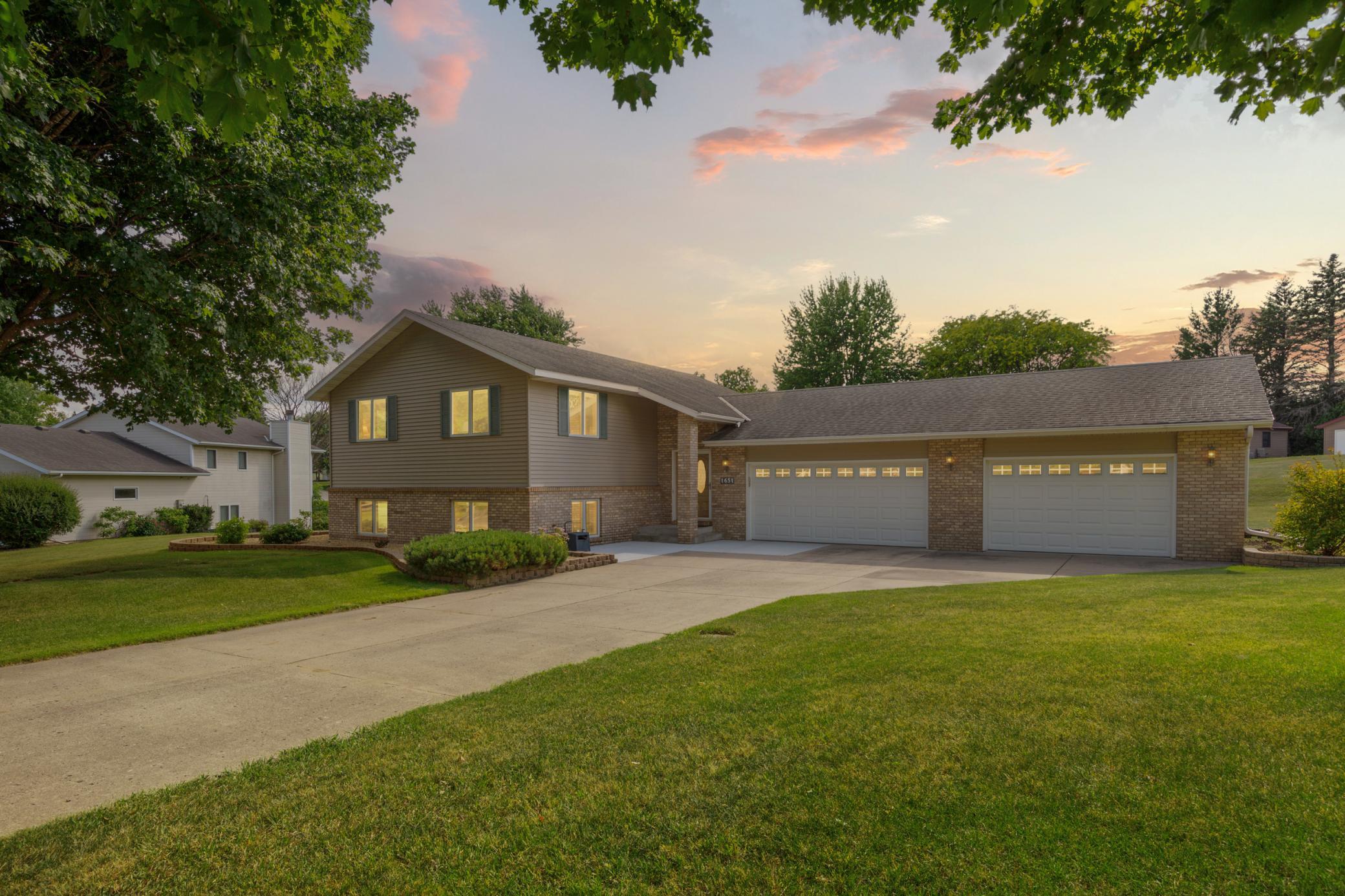 1651 Buckingham Path Faribault, MN 55021 - Photo 25 of 27