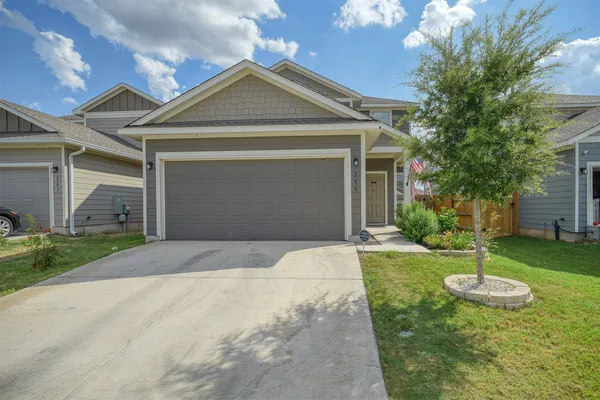 $2,800 | 205 Driftwood Lane, Bastrop, TX 78602