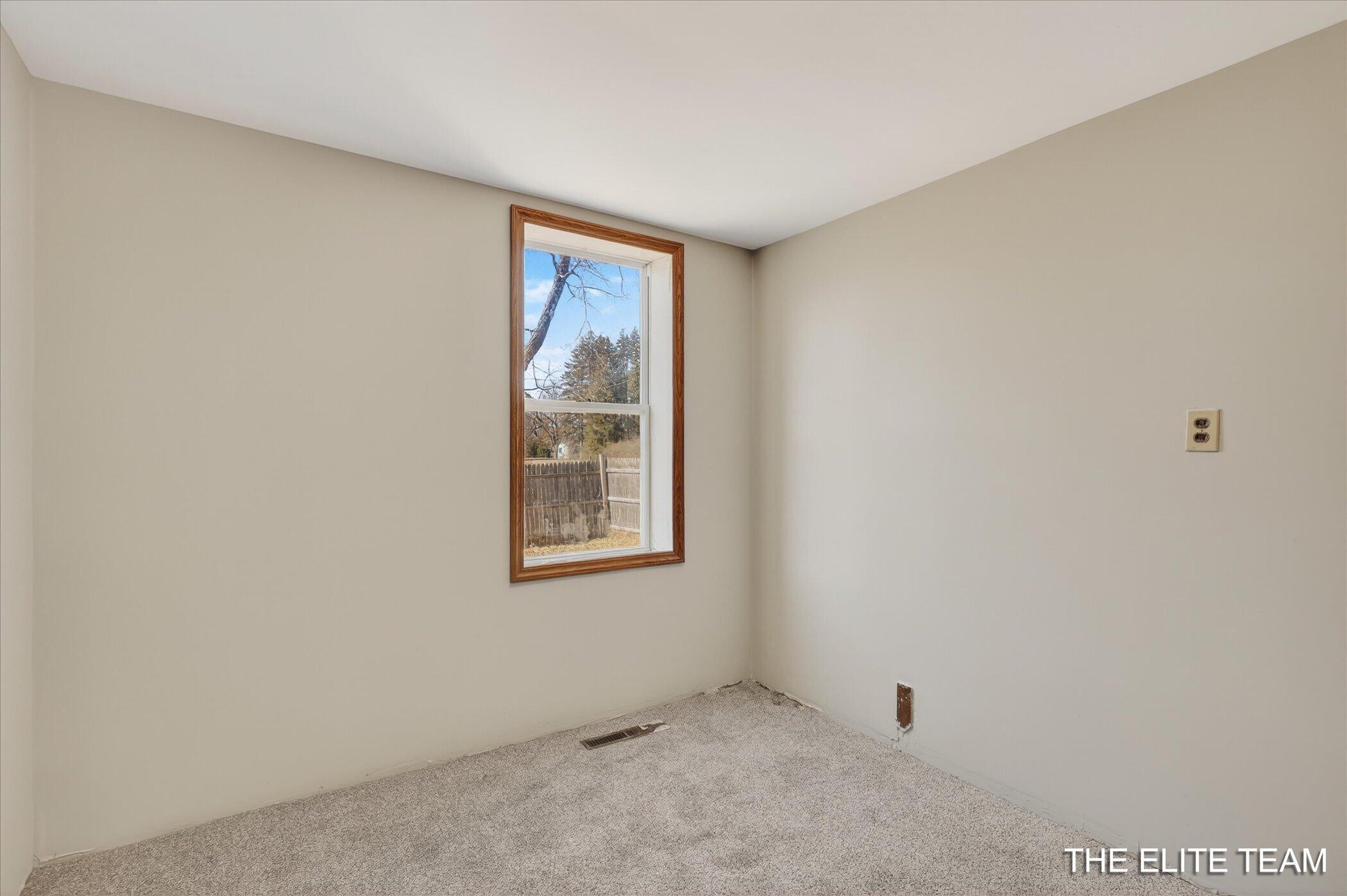 343 West Long Lake Road Orleans, MI 48865 - Photo 18 of 50 020-343-W-Long-Lake-Rd-Orleans-MI-48865-