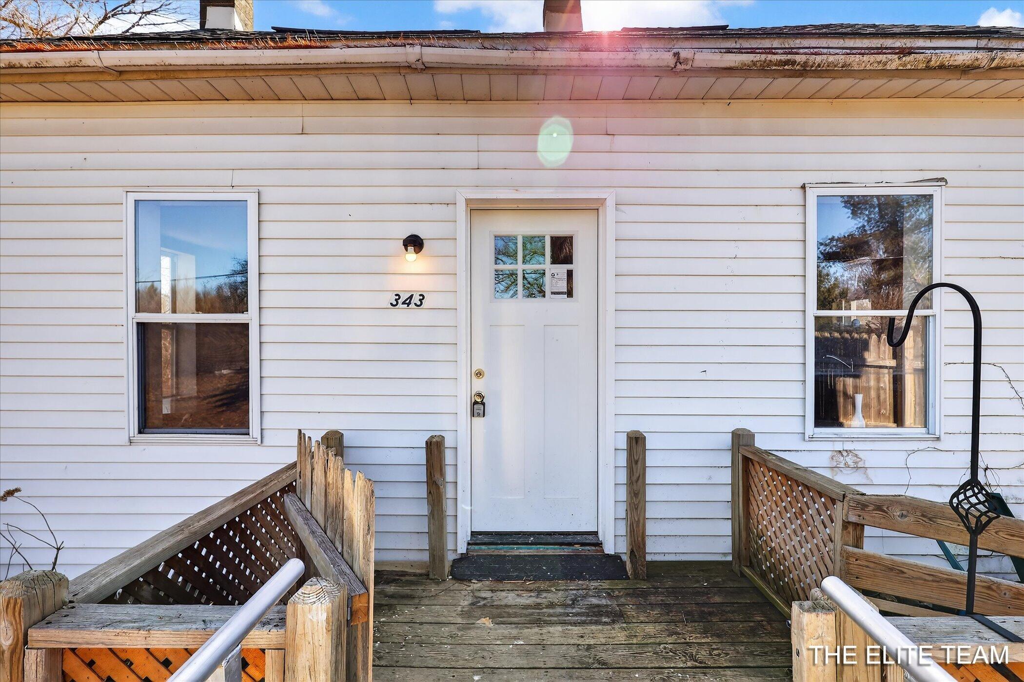 343 West Long Lake Road Orleans, MI 48865 - Photo 4 of 50 005-343-W-Long-Lake-Rd-Orleans-MI-48865-