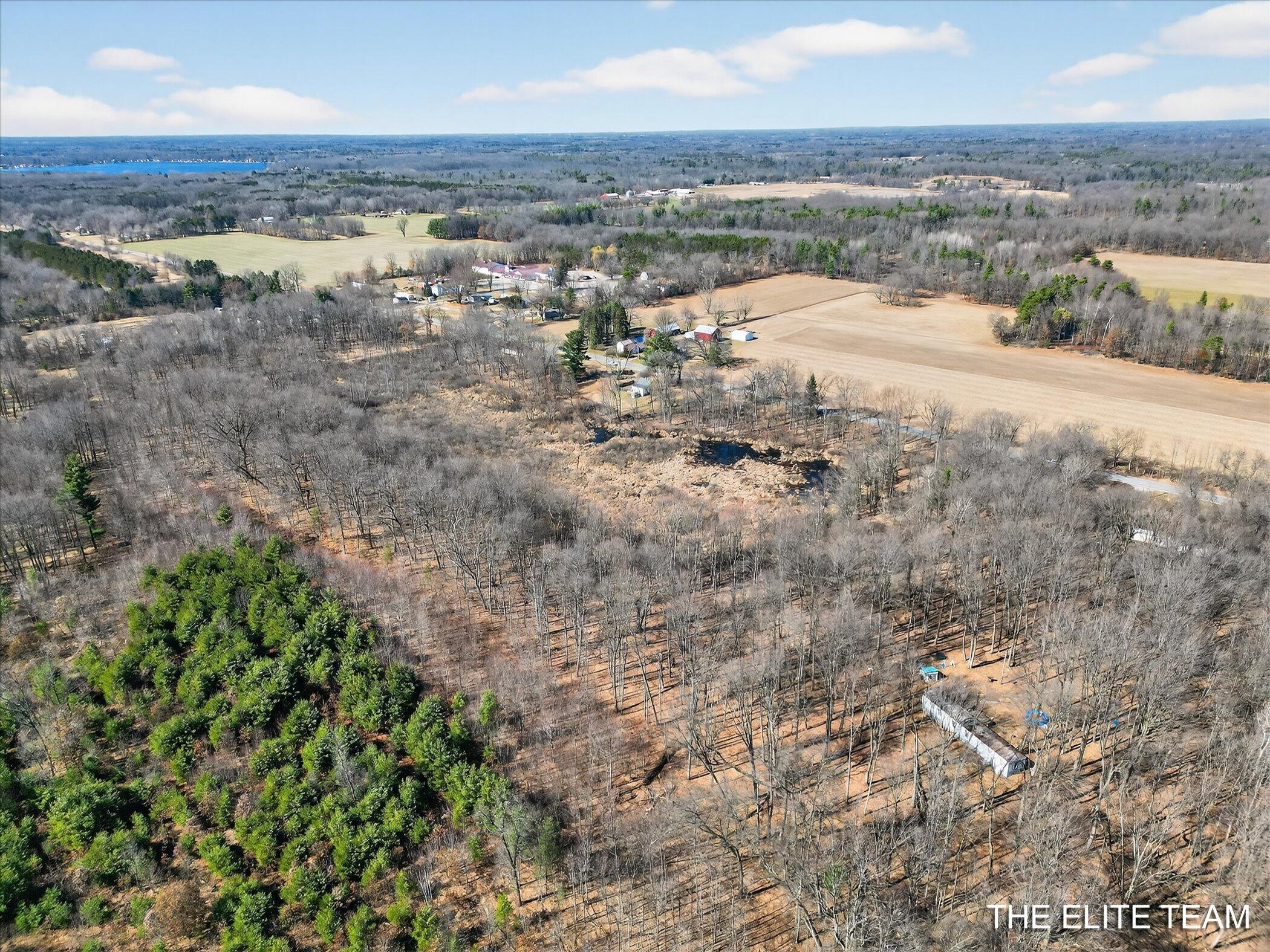 343 West Long Lake Road Orleans, MI 48865 - Photo 44 of 50 046-343-W-Long-Lake-Rd-Orleans-MI-48865-