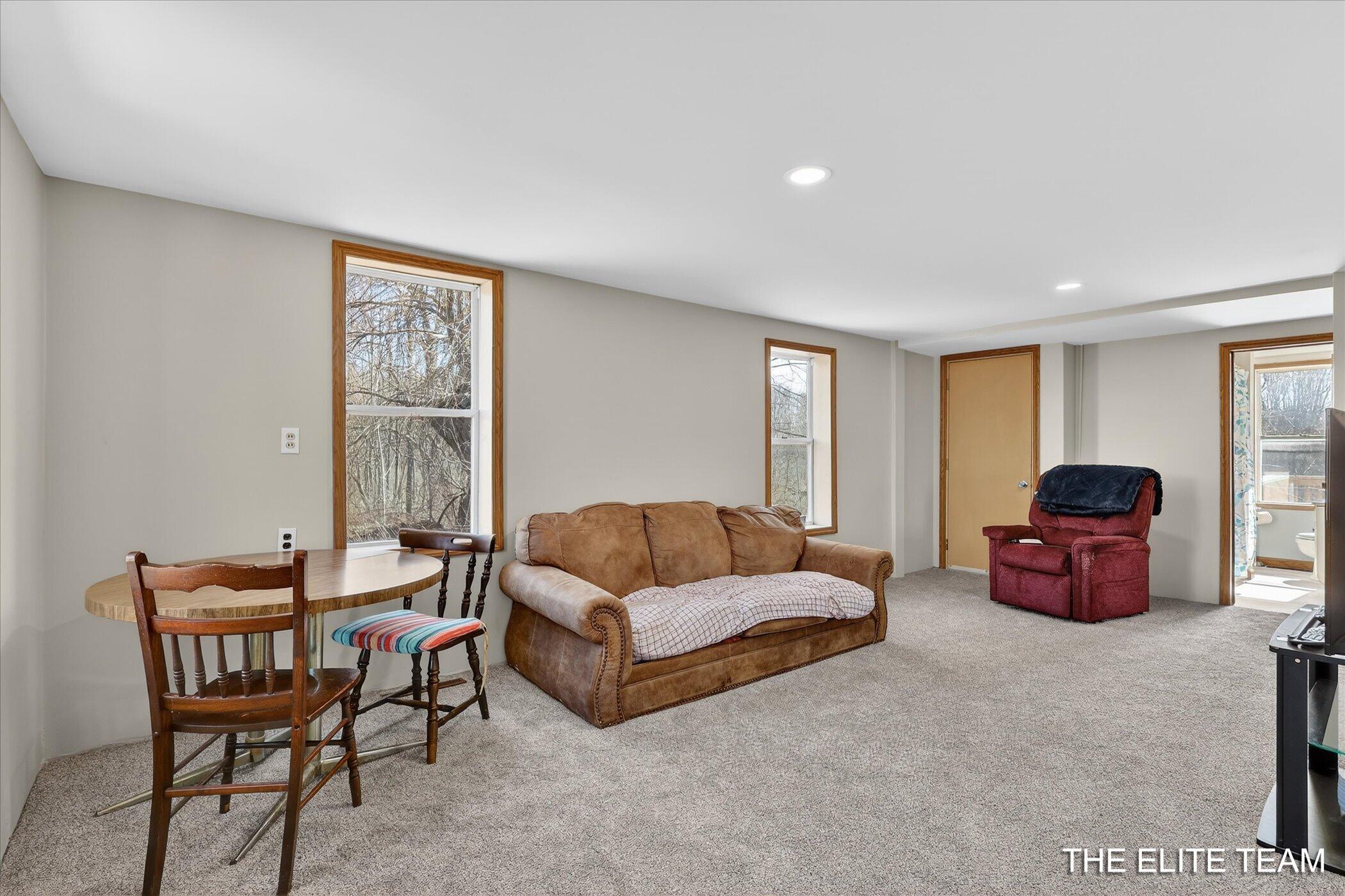 343 West Long Lake Road Orleans, MI 48865 - Photo 7 of 50 009-343-W-Long-Lake-Rd-Orleans-MI-48865-