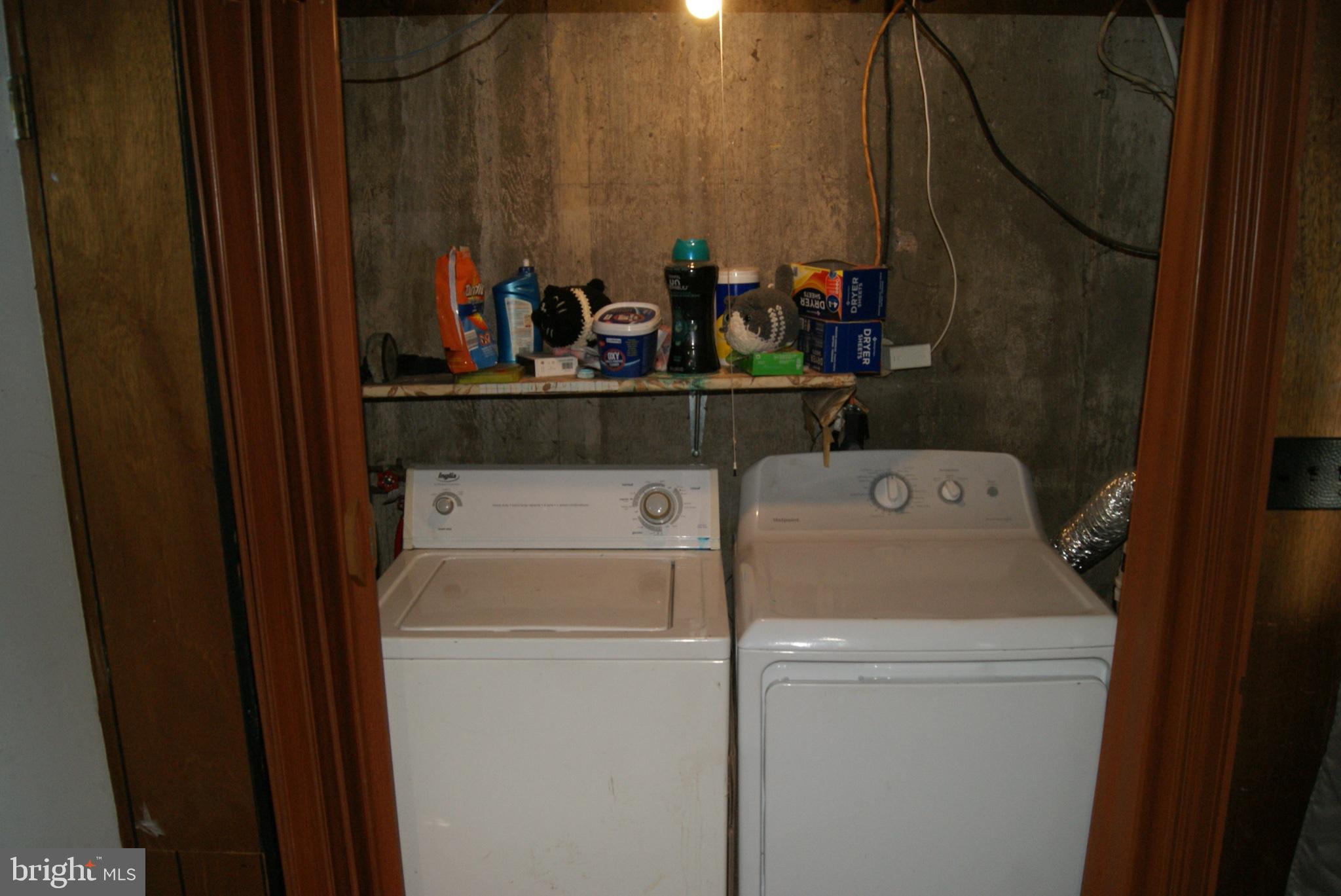 735 Grant Road Folcroft, PA 19032 - Photo 40 of 57 Laundry nook with essential appliances.