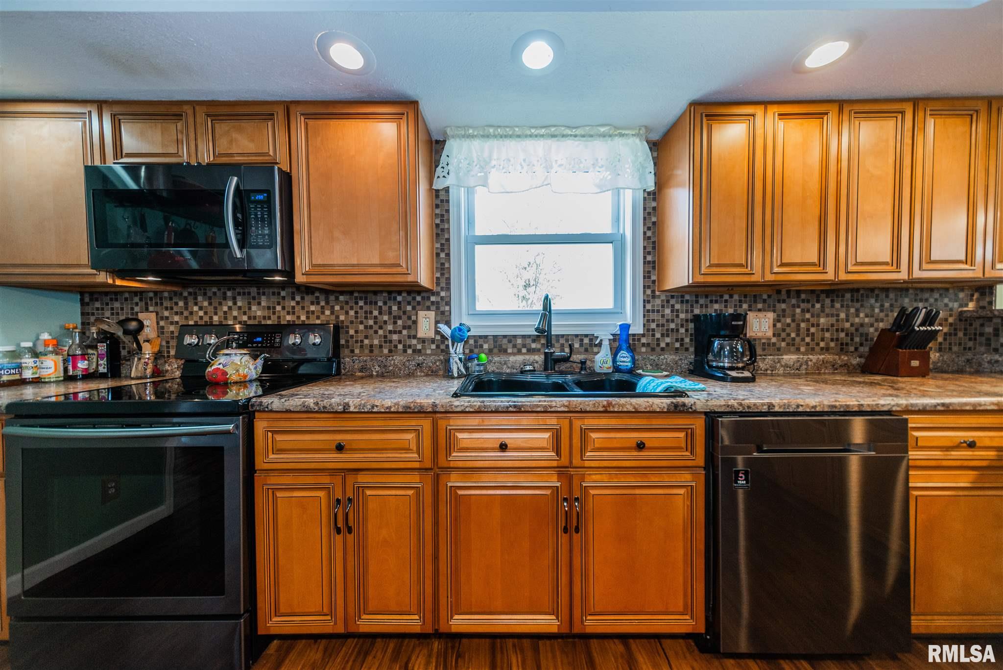1823 2nd Road West Frankfort, IL 62896 - Photo 19 of 30 Gallery Image 19