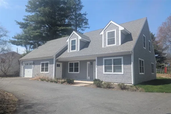 $3,500 | 3 Wentworth Avenue, Glocester, RI 02814