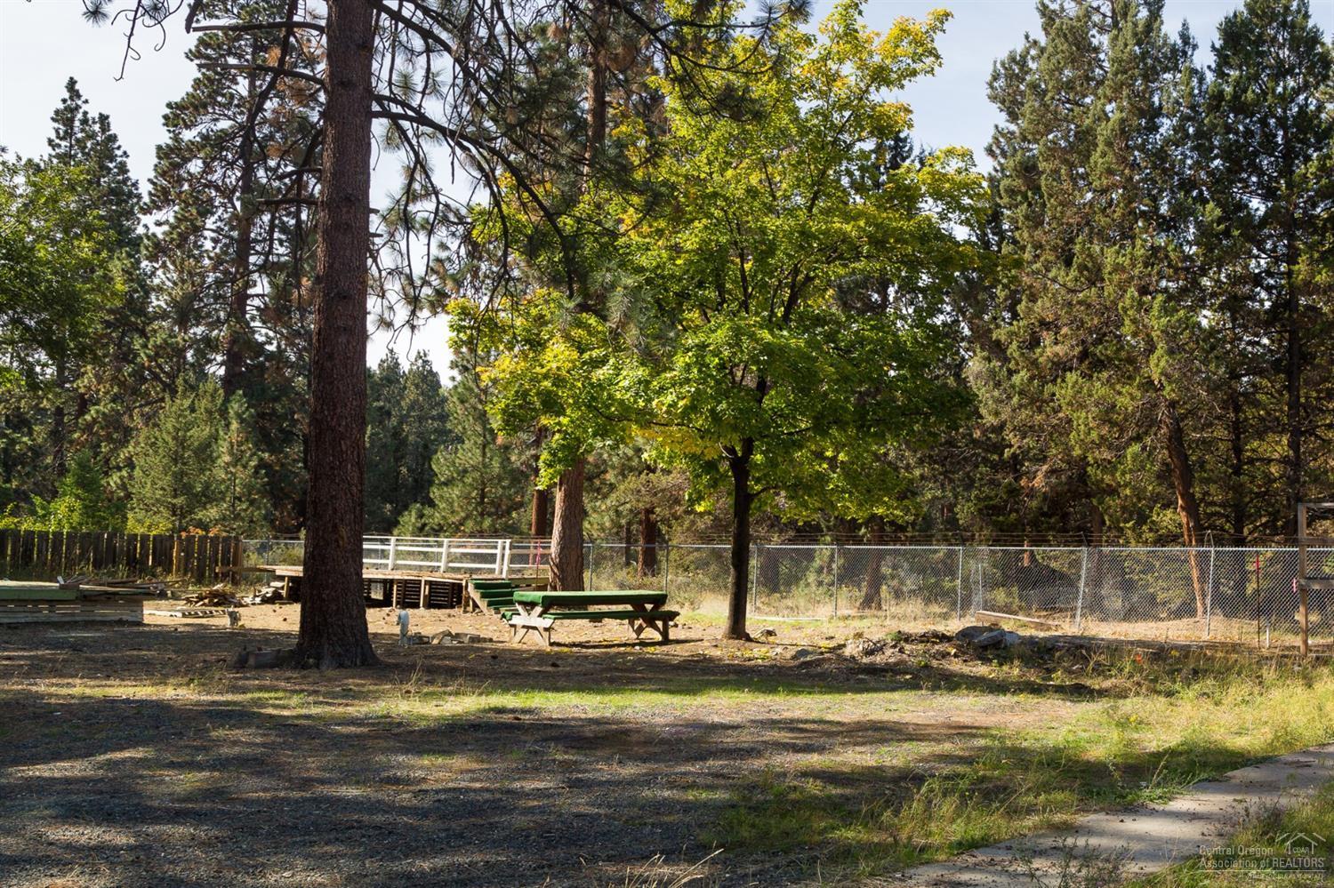 61643 Cedarwood Road Bend, OR 97702 - Photo 7 of 20 Additional Photo