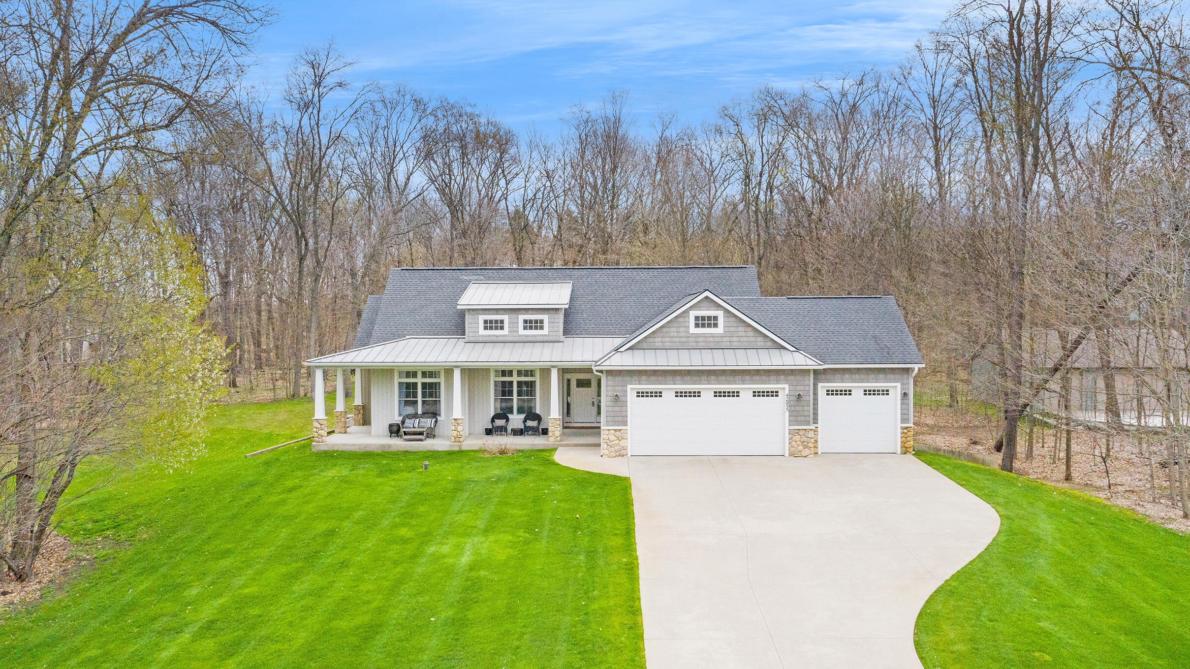 42055 Rowlings Street Mattawan, MI 49071 - Photo 2 of 37 DJI_0685