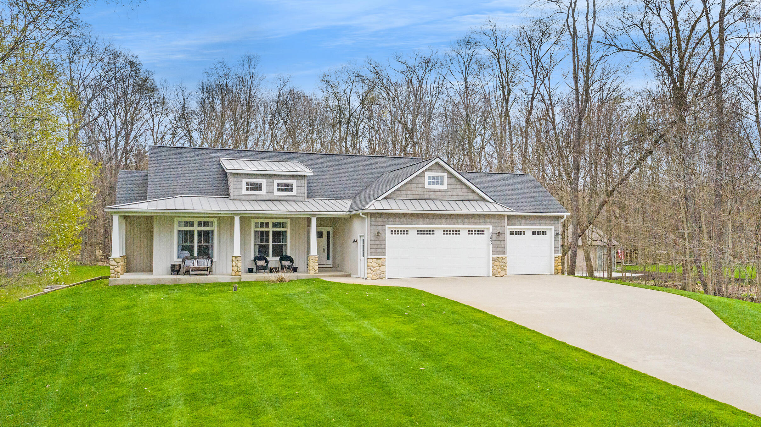 42055 Rowlings Street Mattawan, MI 49071 - Photo 3 of 37 DJI_0684