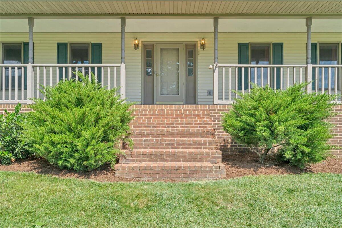5145 Bradshaw Road Salem, VA 24153 - Photo 87 of 93 02-MIB02046