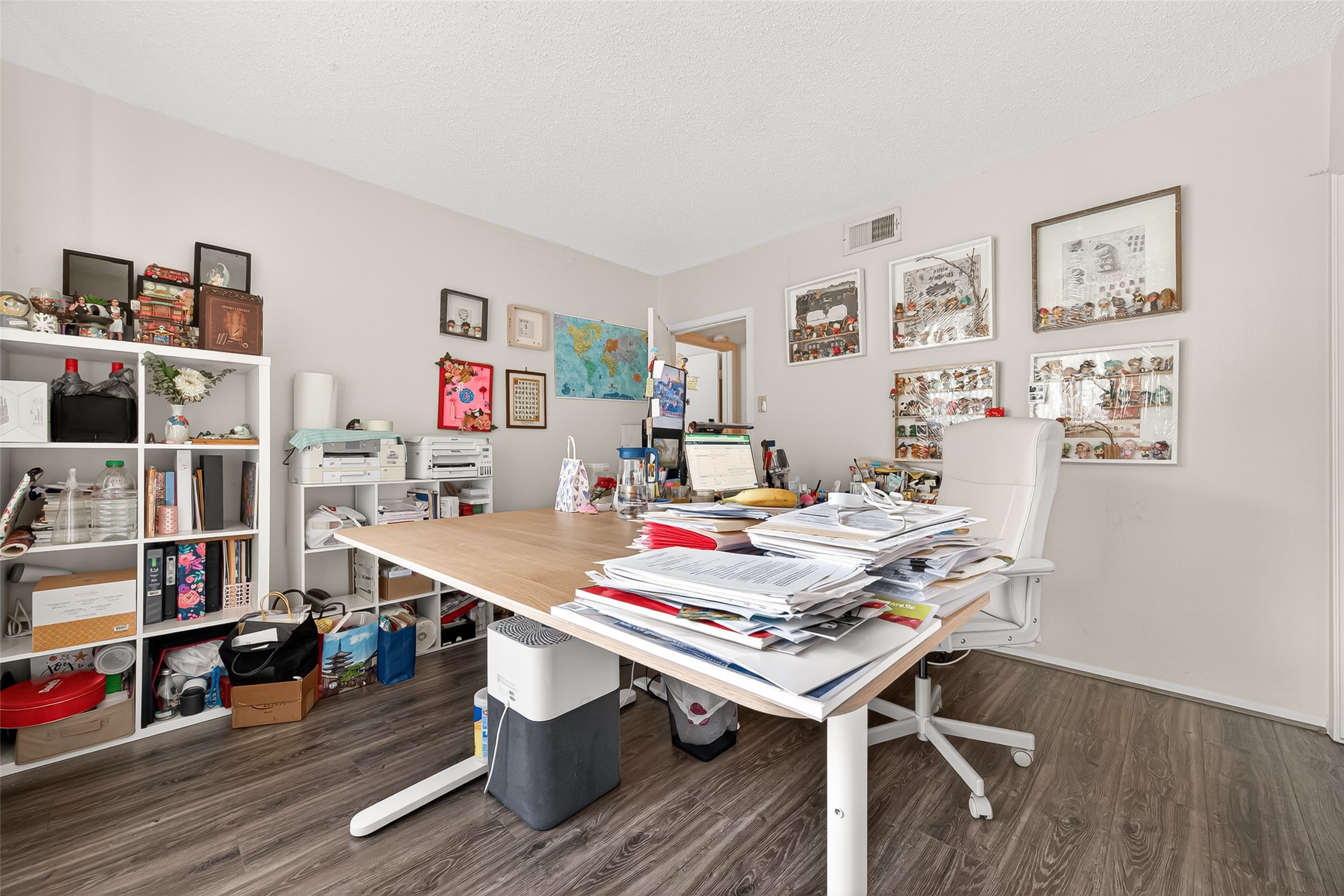 2234 South Piney Point Road, Unit 206 Houston, TX 77063 - Photo 20 of 33