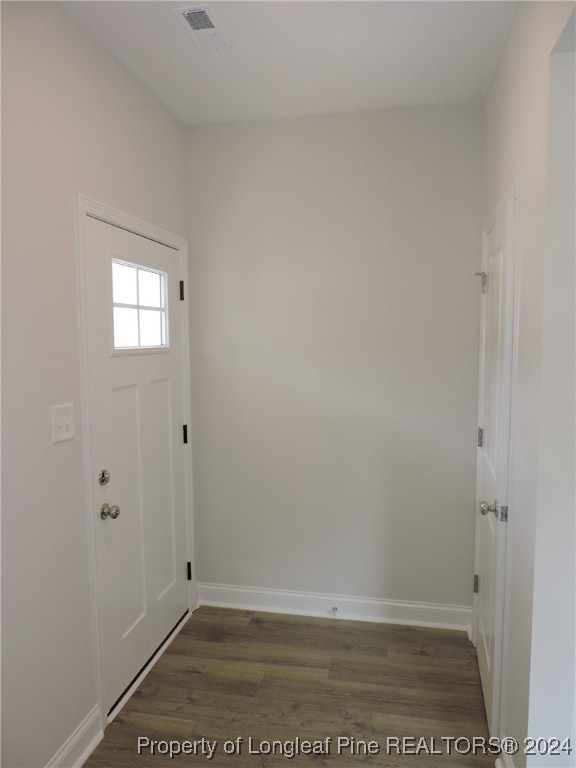 398 Summerhill Road Fayetteville, NC 28303 - Photo 4 of 37