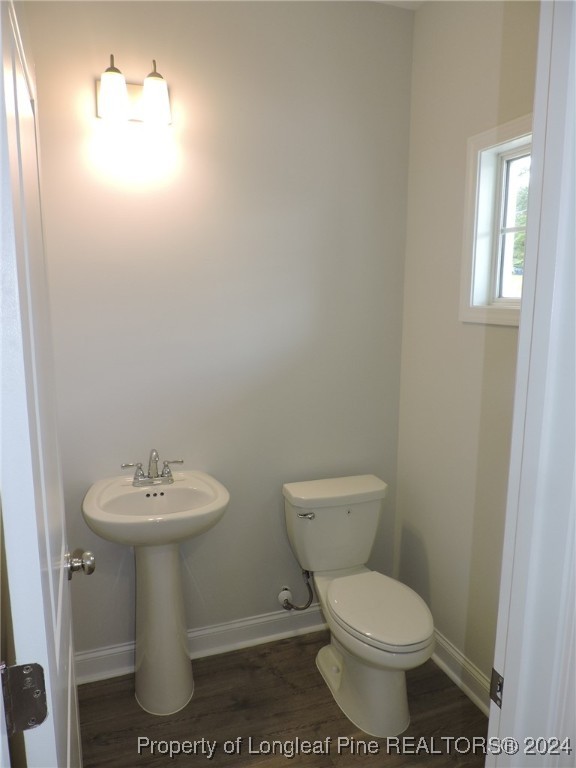 398 Summerhill Road Fayetteville, NC 28303 - Photo 5 of 37