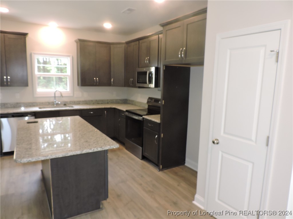 398 Summerhill Road Fayetteville, NC 28303 - Photo 8 of 37