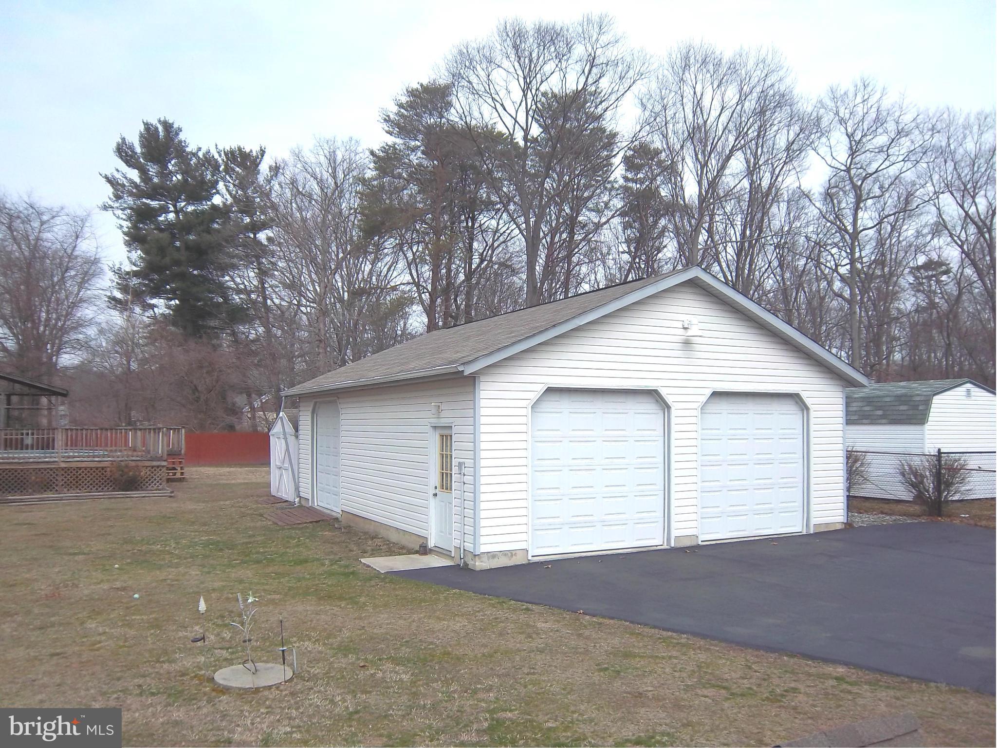 8436 Garland Road Pasadena, MD 21122 - Photo 16 of 17 Exterior (General)