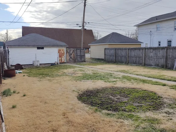 $70,000 | 1510 North Grand Avenue, Connersville, IN 47331