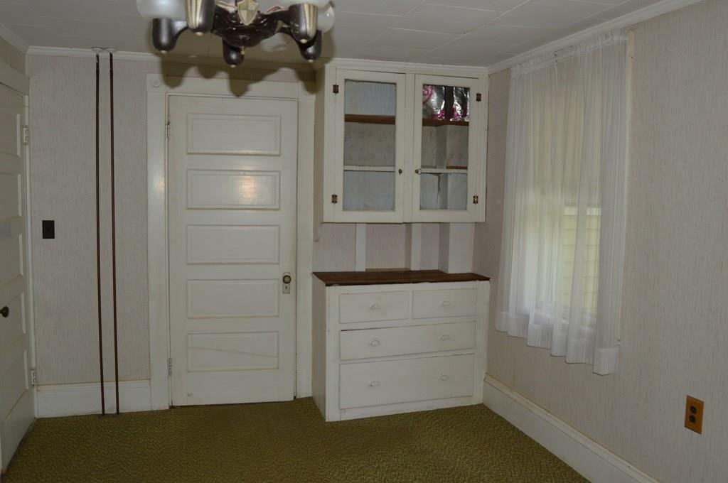 846 Riverside Drive Augusta, ME 04330 - Photo 7 of 20 Dining room