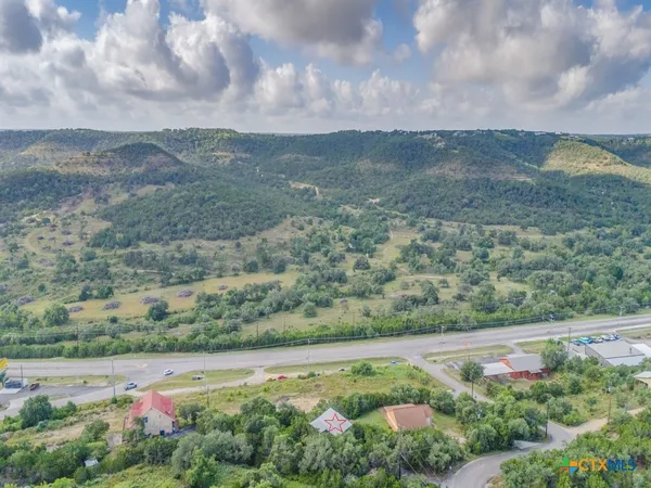 $1,795 | 238 Ledgeview Drive, Canyon Lake, TX 78133