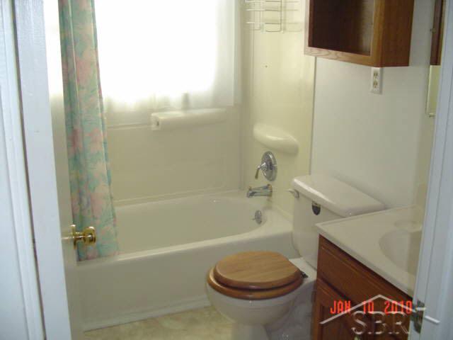1861 West Sloan Road Burt, MI 48417 - Photo 14 of 15 20034489-13.JPG