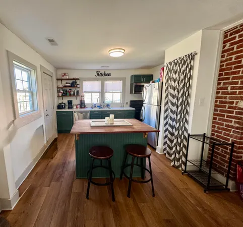 $1,450 | 194 East Pine Street, Rossville, GA 30741