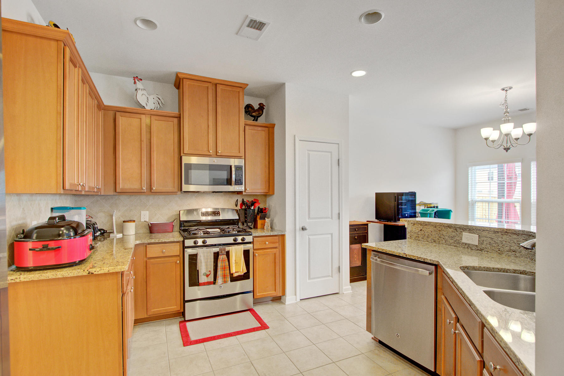 326 Beautyberry Road Summerville, SC 29486 - Photo 7 of 27 Topher 326 Beauty berry, Summerville SC