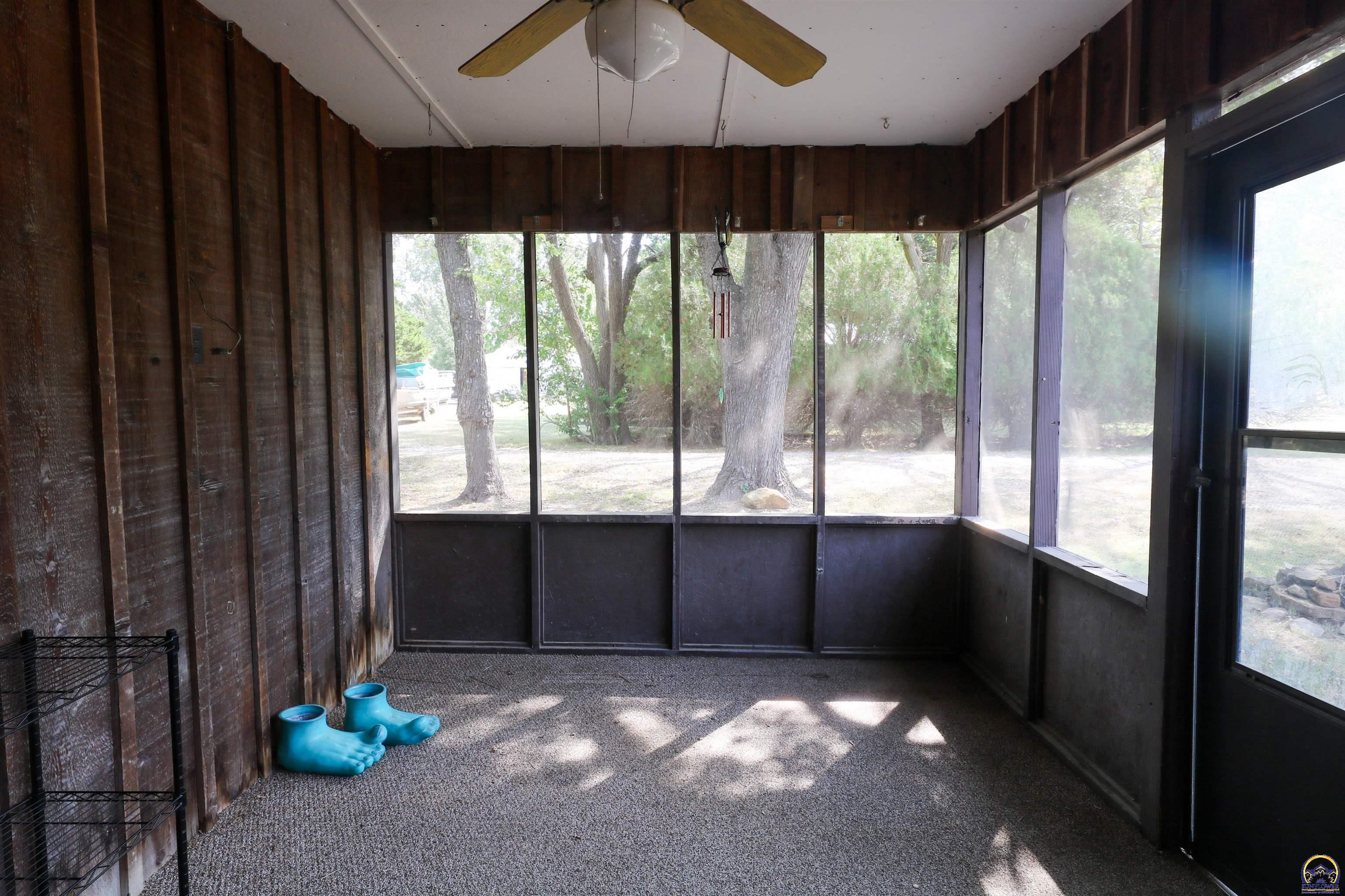 475 Aa 80 Road Fall River, KS 67047 - Photo 21 of 65 Enclosed Porch