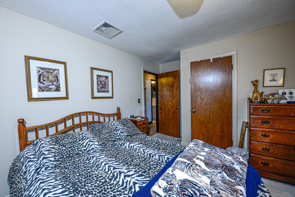 303 Middle Road Portsmouth, RI 02871 - Photo 16 of 32