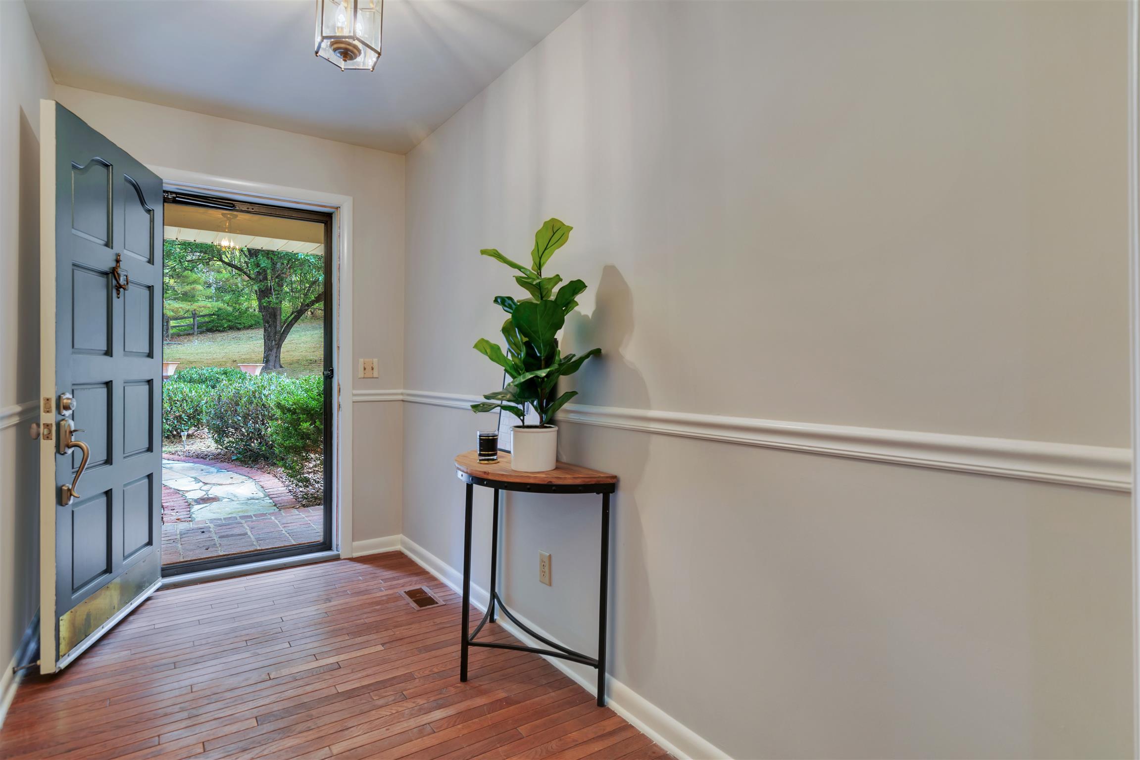 8497 Russell Road Nashville, TN 37221 - Photo 3 of 30 Separate entry way invites you inside