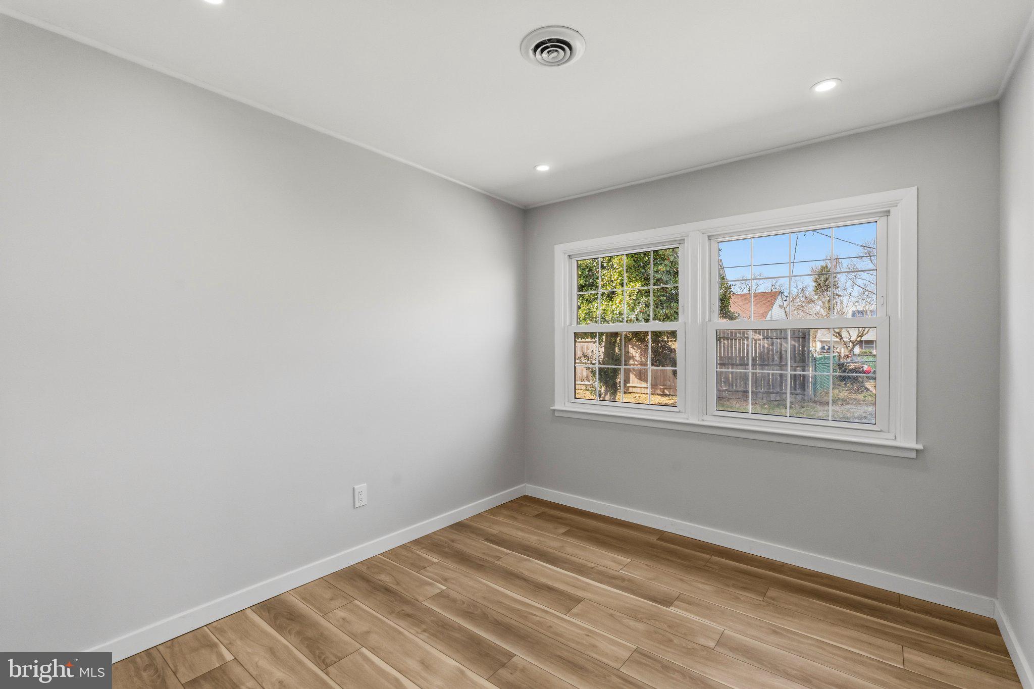 7 Sterling Lane Willingboro, NJ 08046 - Photo 16 of 23 Bright and airy room with natural light.