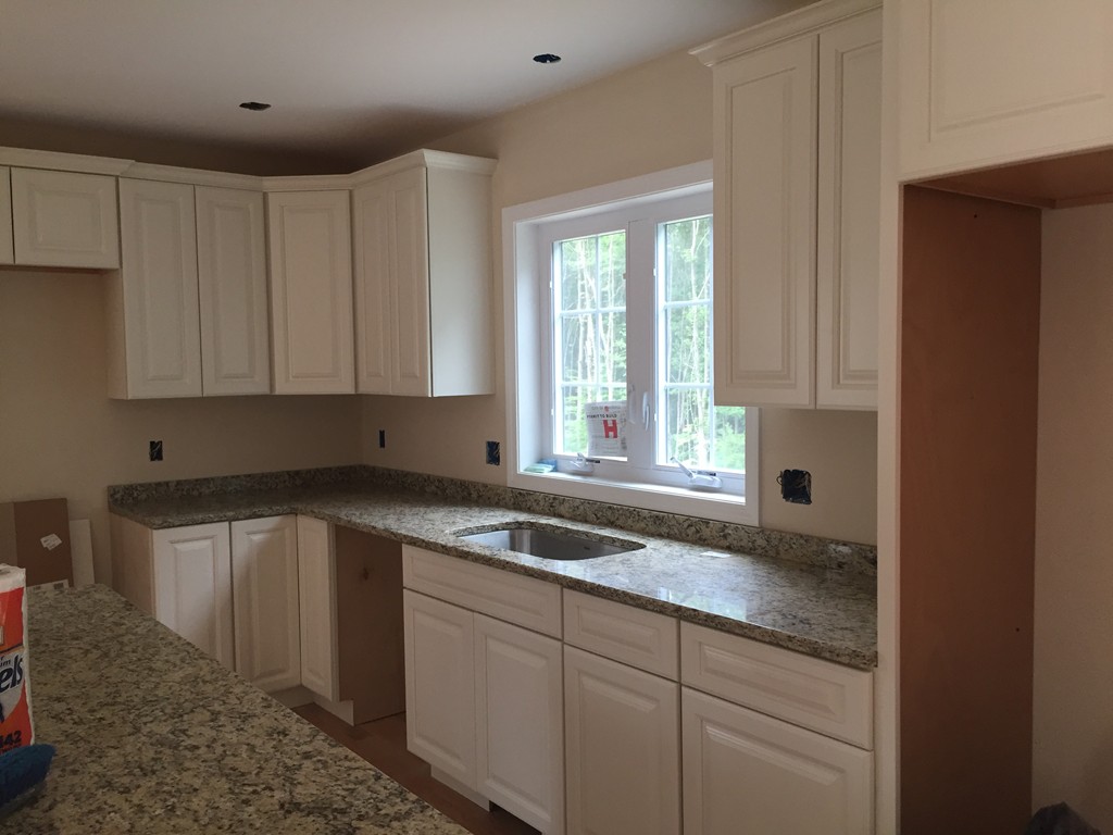85 Snow Road Haverhill, MA 01832 - Photo 5 of 11 Gallery Image 5