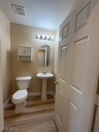 $1,950 | 5824 Creekside Sands Lane, North Las Vegas, NV 89031