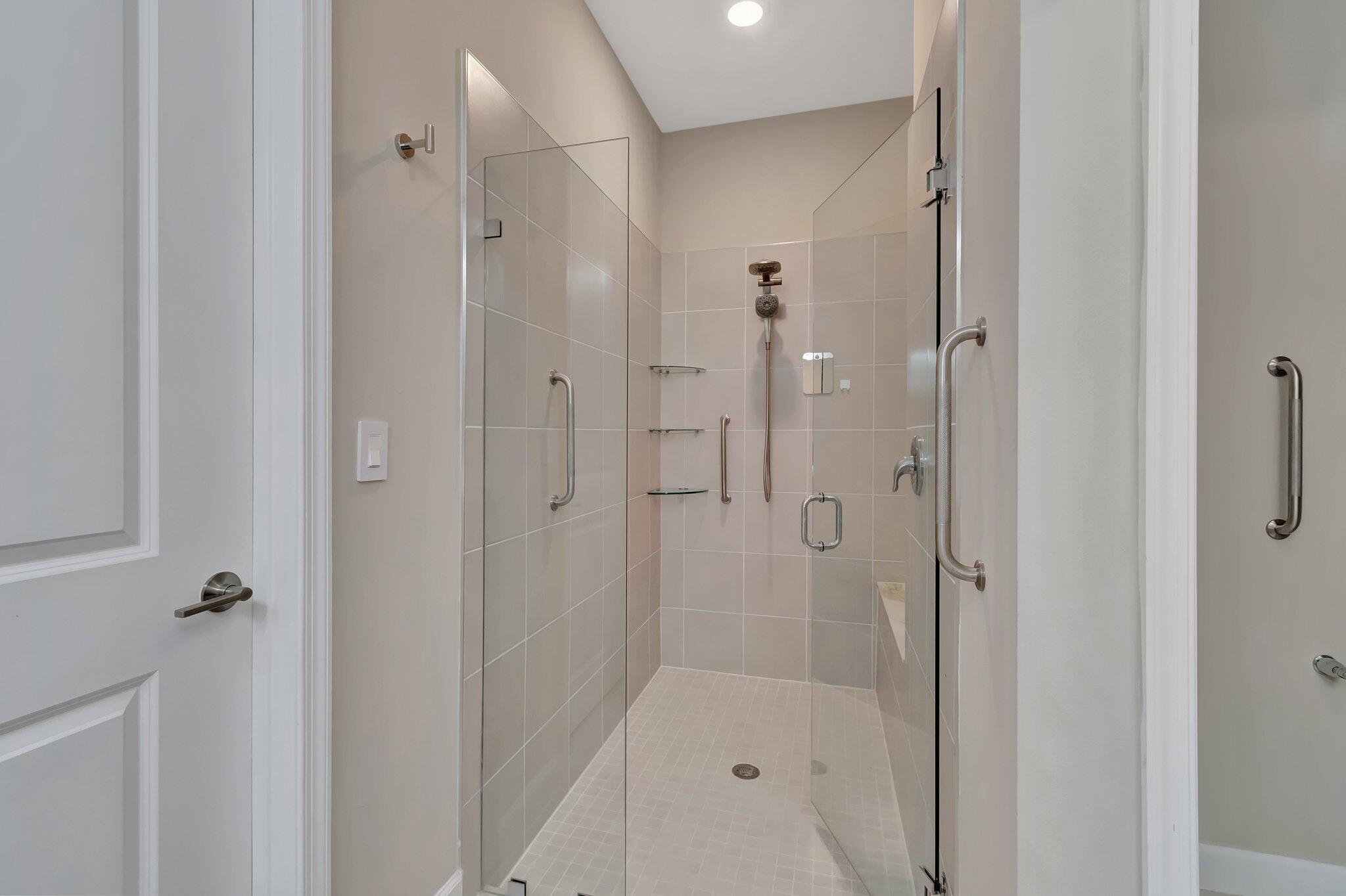 14526 Wiley Range Road Delray Beach, FL 33446 - Photo 10 of 35 LARGE FRAMELESS SHOWER