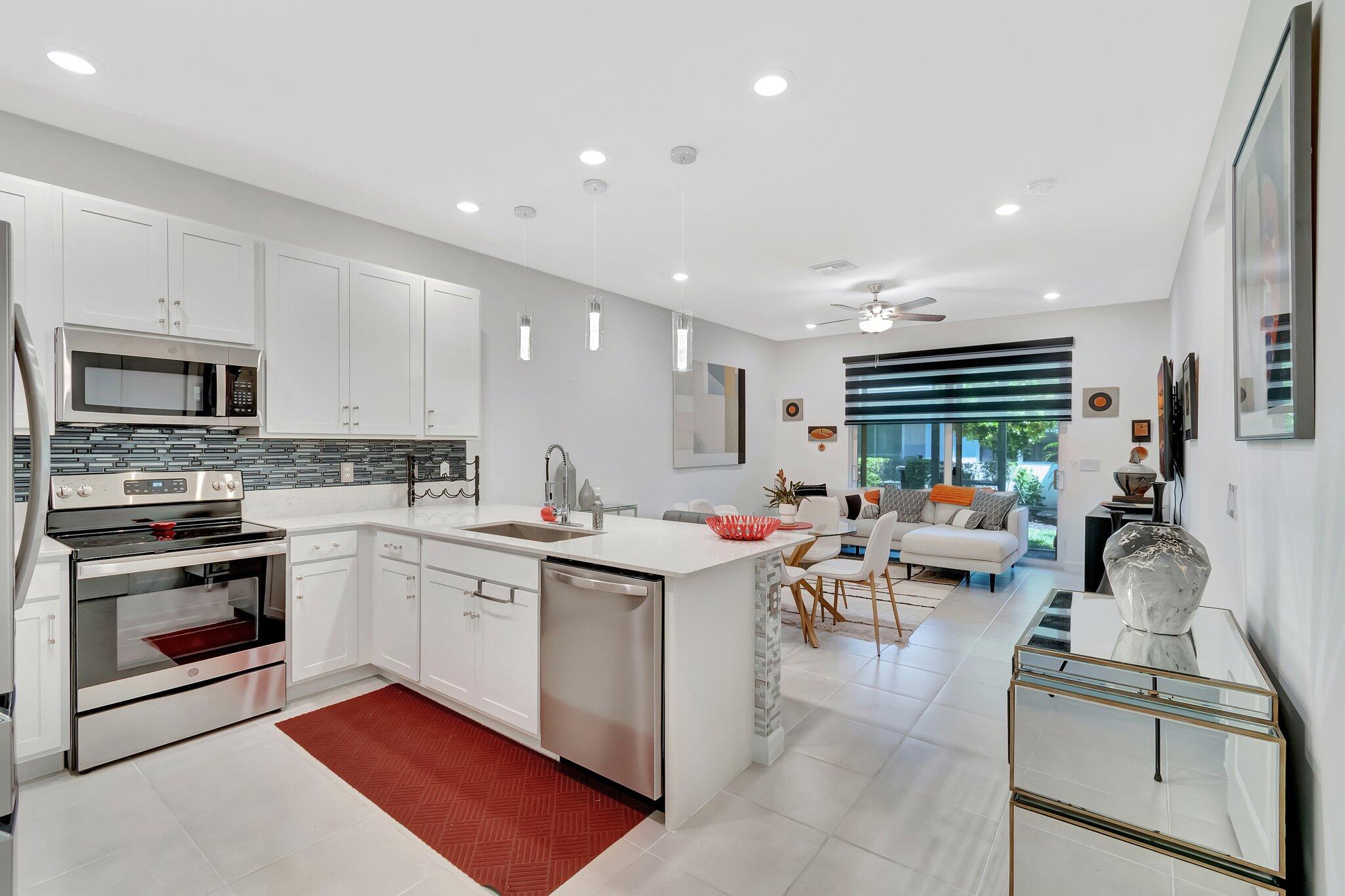14526 Wiley Range Road Delray Beach, FL 33446 - Photo 2 of 35 BRIGHT OPEN KITCHEN