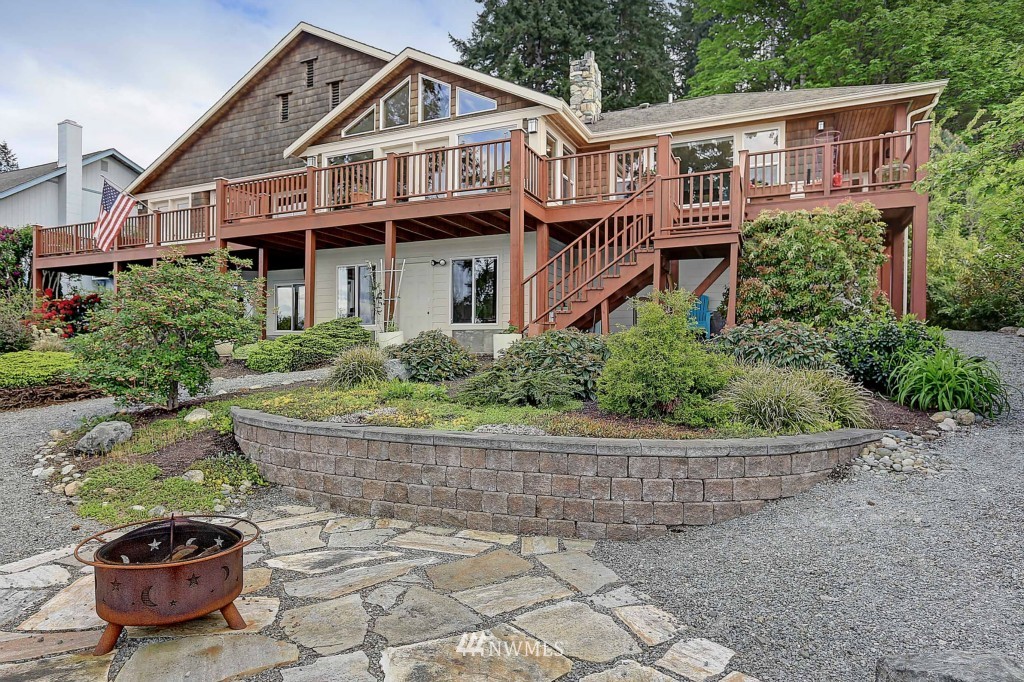 516 Maple Grove Road Camano Island, WA 98282 - Photo 1 of 25 Gallery Image 1