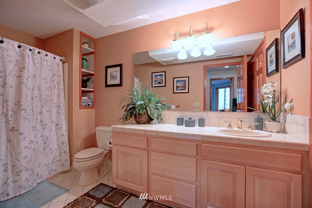 516 Maple Grove Road Camano Island, WA 98282 - Photo 18 of 25 Gallery Image 18