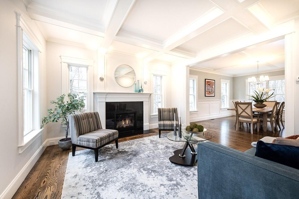 46 Pilgrim Road Wellesley, MA 02481 - Photo 4 of 22