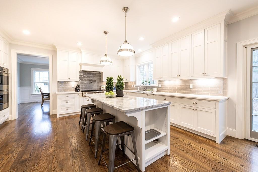 46 Pilgrim Road Wellesley, MA 02481 - Photo 7 of 22