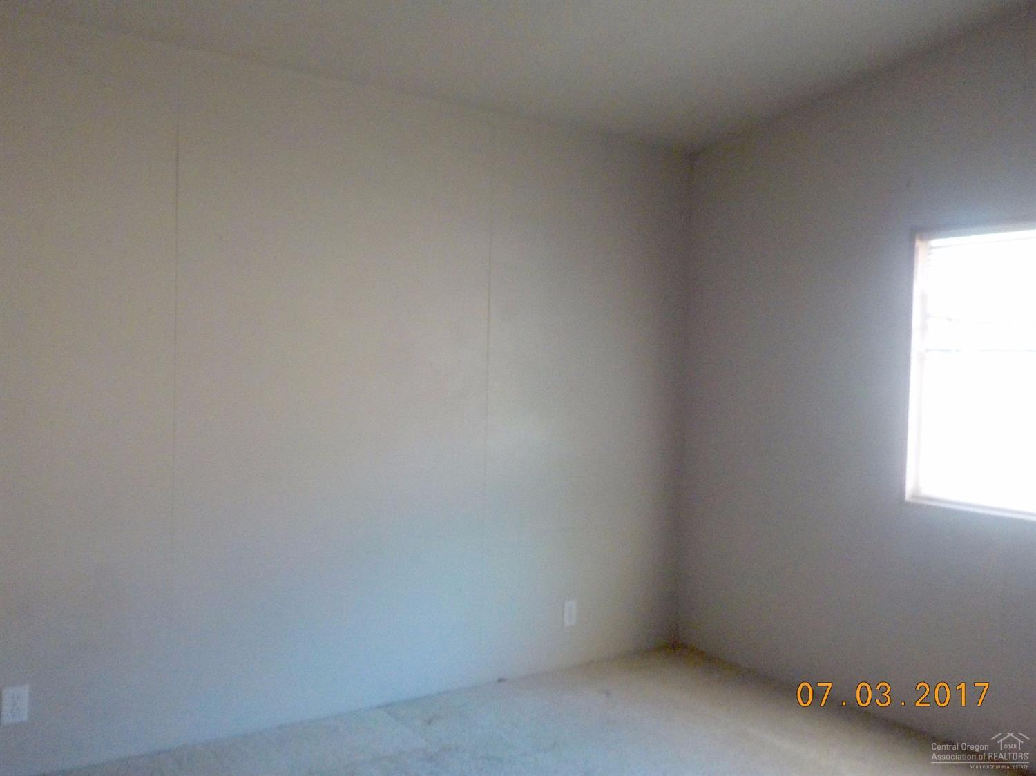 2157 Southwest 22nd Street Redmond, OR 97756 - Photo 6 of 14 Additional Photo