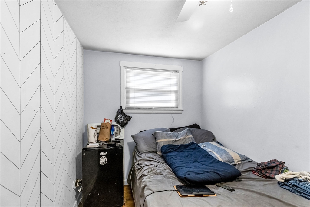 101 Regal Street Springfield, MA 01118 - Photo 13 of 27