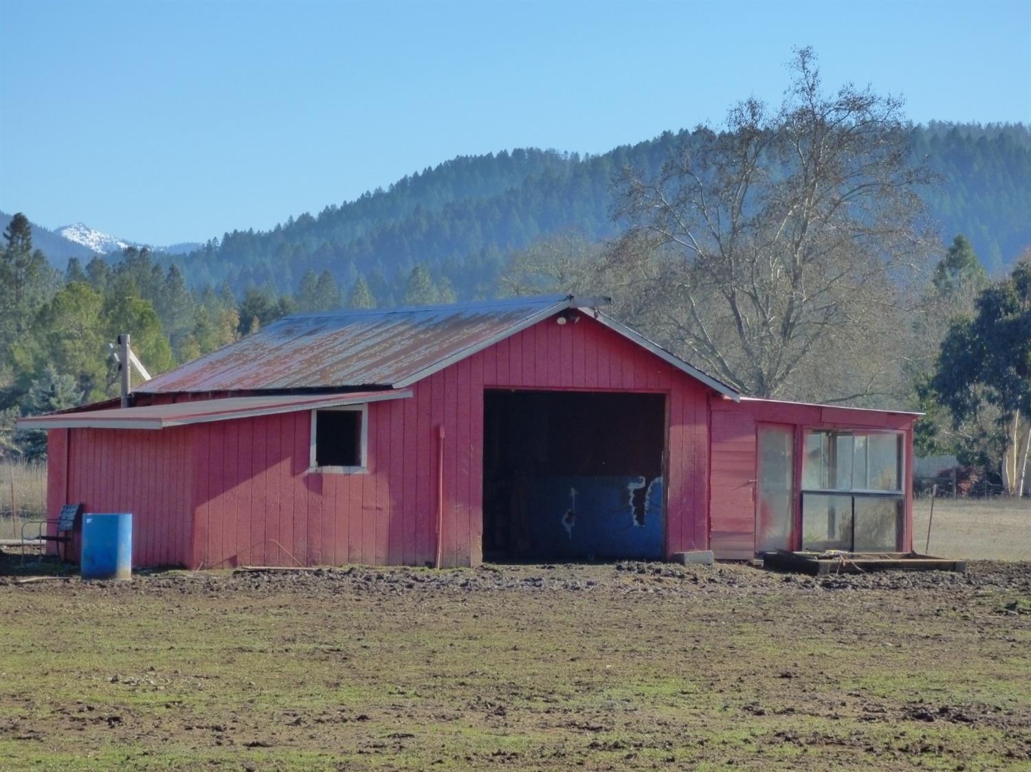 111 Dick George Road Cave Junction, OR 97523 - Photo 24 of 30 Barn consists of 15x24 main room, 15x12