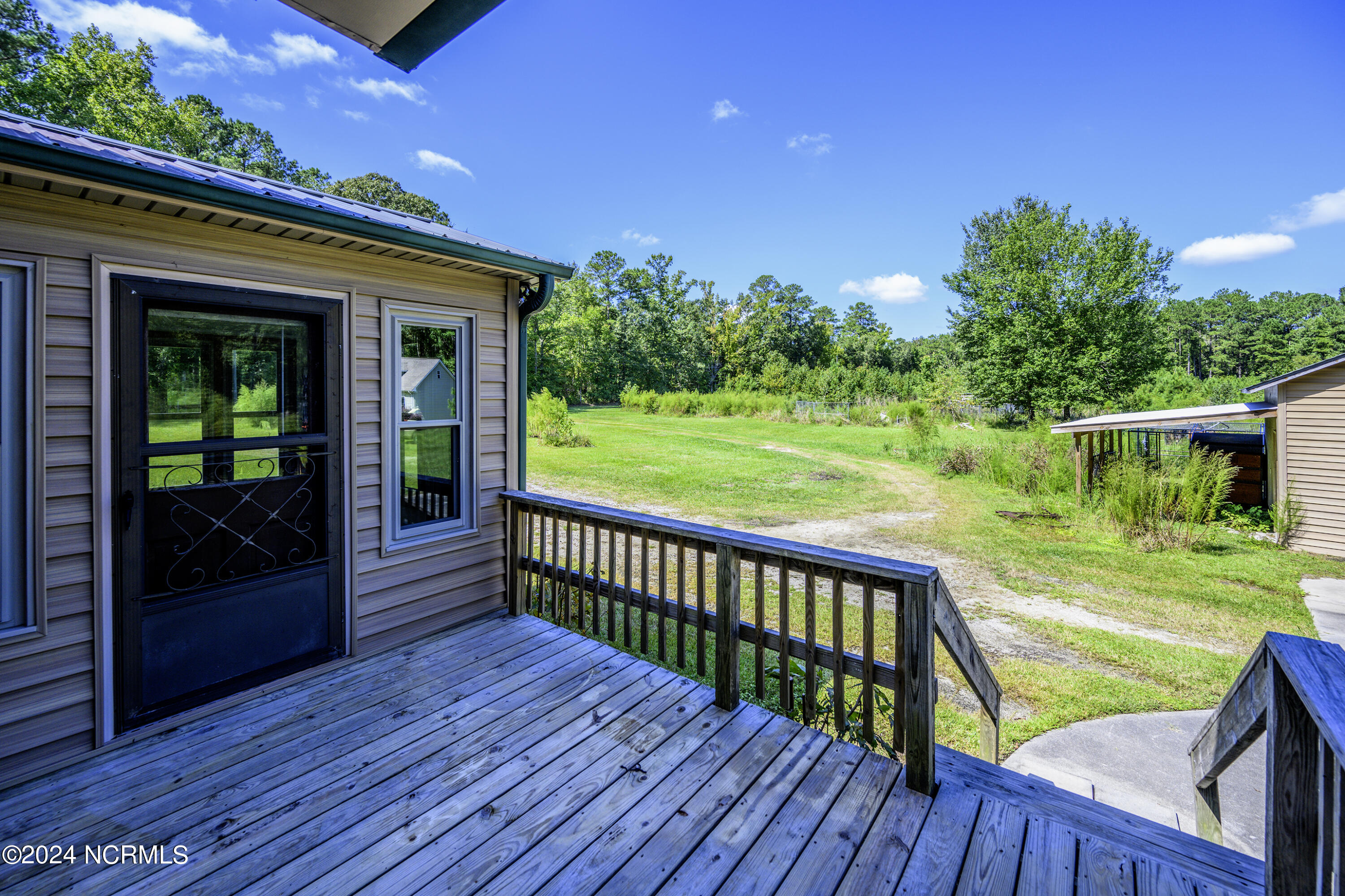 820 New Liberty Road New Bern, NC 28562 - Photo 18 of 73 Back Porch