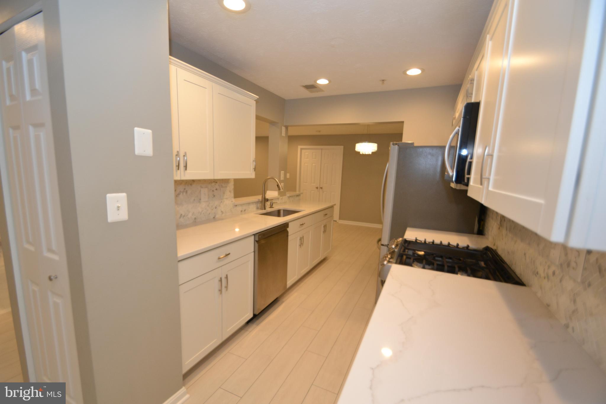 810 Kennington Road Reisterstown, MD 21136 - Photo 3 of 21 Quartz Countertops!