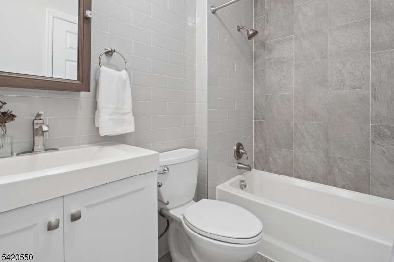 74 Boston Street Newark, NJ 07103 - Photo 13 of 22