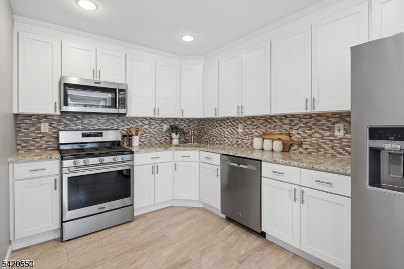 74 Boston Street Newark, NJ 07103 - Photo 9 of 22