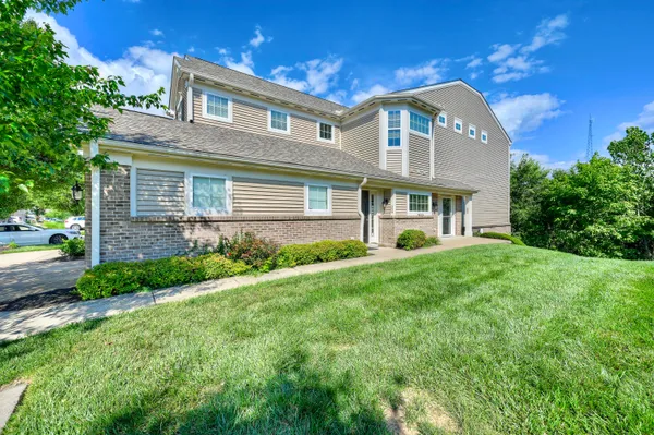 $500,000 | 363 Riverbend Drive, Ludlow, KY 41016