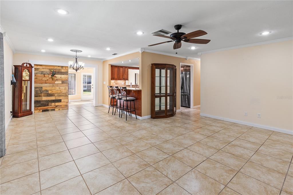 731 Canberra Road Winter Haven, FL 33884 - Photo 11 of 51 a view of livingroom with furniture