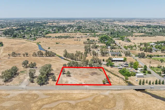 $575,000 | 7920 Excelsior Road, Sacramento, CA 95829