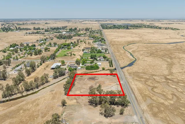 $575,000 | 7920 Excelsior Road, Sacramento, CA 95829