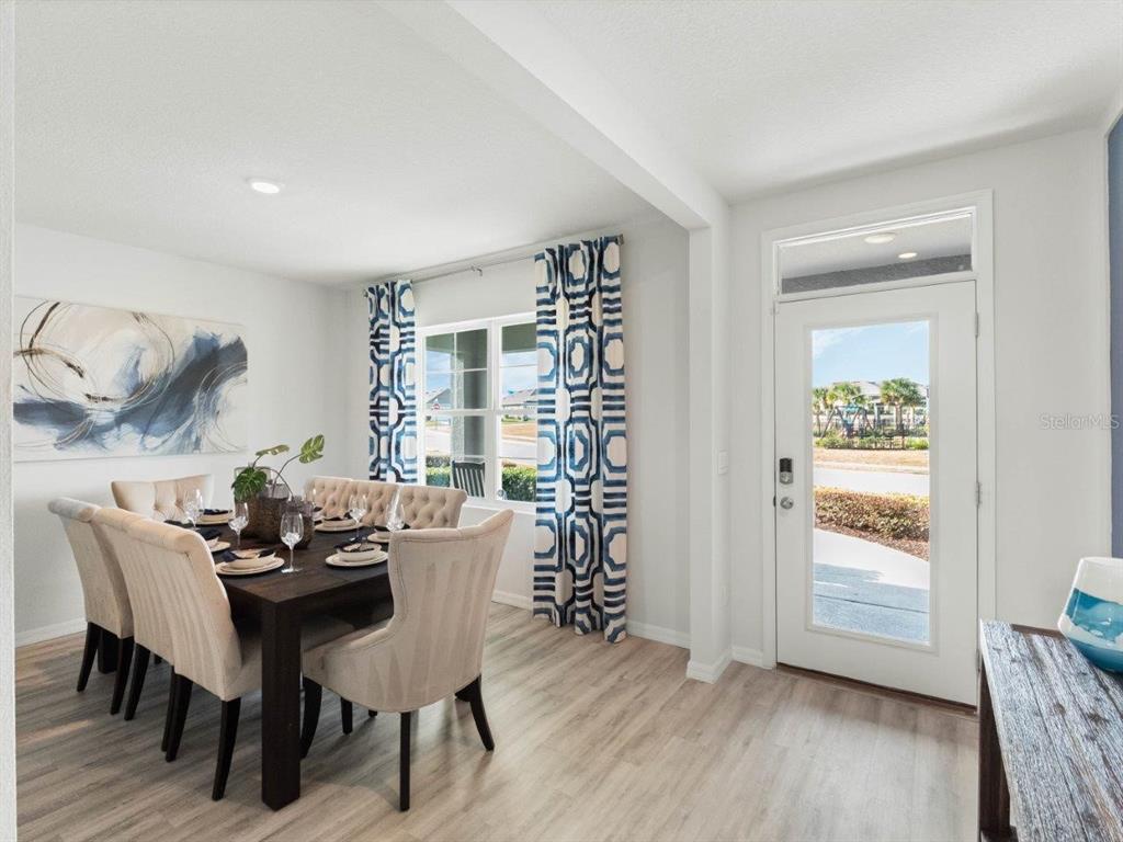 7935 Forrest Fox Way Lakeland, FL 33810 - Photo 2 of 33