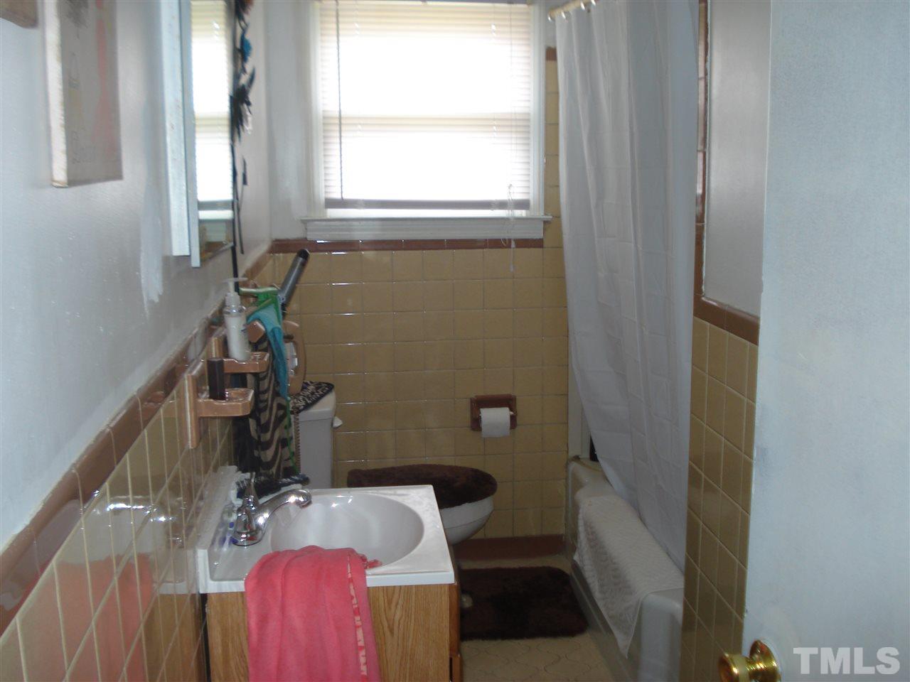 202 Masonic Road Erwin, NC 28339 - Photo 5 of 11 Gallery Image 5